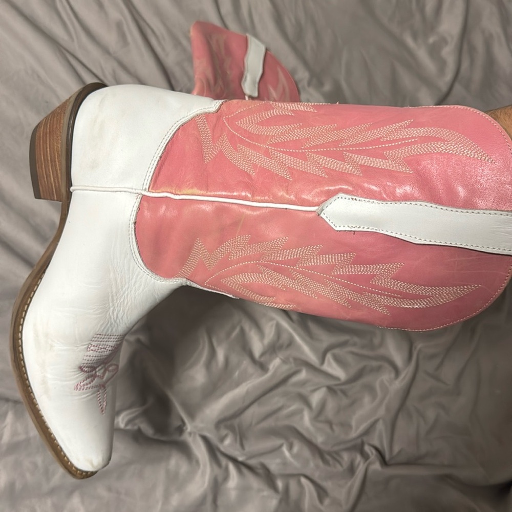 pink/white Dingo boots